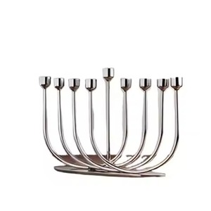 Candélabre vintage en métal à 9 bras, élégant, pour décoration d'intérieur, accent de table - Product Image 1