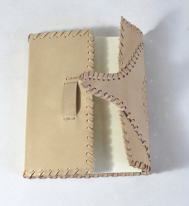 Diario de papel de algodón reciclado hecho a mano, color crema, con costuras a mano, estilo gitano, con cubierta de cuero, para regalos - Disponible al por mayor - Product Image 2