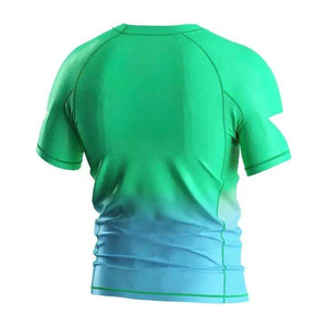เสื้อรัดกล้ามเนื้อแขนสั้นสำหรับ MMA/BJJ แบบขายส่ง สั่งทำได้ พิมพ์ลายด้วยความร้อน ระบายอากาศ แห้งเร็ว เหมาะสำหรับการฝึกซ้อมในยิม - Product Image 6