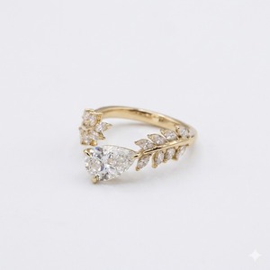แหวนเพชรทรงลูกแพร์ลายใบลอเรล ทองคำแท้ 14K/18K เพชรเลี้ยงในห้องปฏิบัติการทรงมาร์คีส์ ประดับแบบกลุ่ม ดีไซน์จากธรรมชาติ แหวนหมั้นสำหรับผู้หญิง - Product Image 1