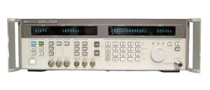 Generador de Señales Sintetizadas HP 83732B, Fuente de Señales RF de 10 MHz a 20 GHz para Pruebas de I+D - Product Image 4
