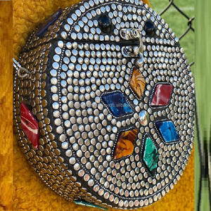 Nouvel arrivage de sacs de créateur de luxe faits à la main argent soirée prête résine laiton mosaïque métal inde RF artisanat à la mode Lady Style - Product Image 4