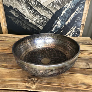 Étnico tibetano budista artesanía de Metal profundo sonido largo golpeado a mano terapia de meditación cuenco de canto grabado chapado en oro - Product Image 4
