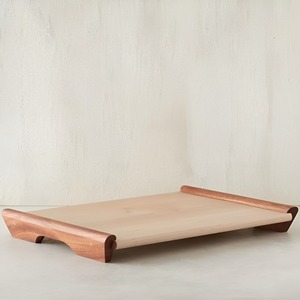 Plateau de service rectangulaire en bois avec détails d'angle en bois antique, pièce unique et élégante, parfait pour la décoration de la maison ou du bureau - Product Image 3