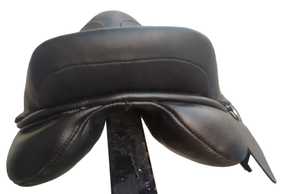 Silla de Montar de Doma Clásica de Cuero y Madera de Primera Calidad |   Silla de montar ecuestre inglesa |   Herrajes niquelados Softy Seat - Product Image 4