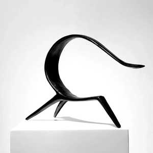 H 25.40 x L 40.64 x W 7.62 cm Modern Abstract Metal Sculpture Handmade Artistic Irregular Shape Tabletop Decor for Living Room - Product Image 1