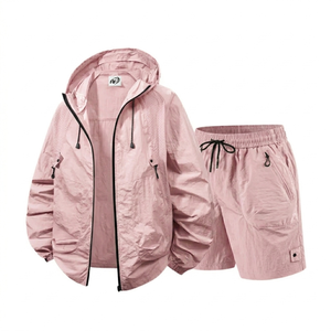Conjunto Deportivo Informal de Poliéster Ligero de Secado Rápido con Capucha Verde para Mujer, con Bolsillos con Cremallera y Pantalones Cortos con Cordón - Product Image 2