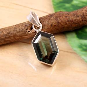 Colgante de Turmalina Verde, Hecho a Mano, Plata de Ley 925, Chapado en Oro de 14K, Joyería de Compromiso, Regalo - Product Image 5