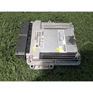 ECUs y Módulos de Computación Usados Cherokee P68234027AB - Product Image 3