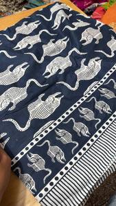 Pareo de algodón estampado a mano – Ligero, transpirable, para la playa, con diseños artesanales tradicionales - Product Image 5