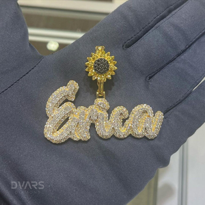 Pendentif de nom personnalisé pour femme, entièrement serti de lettres, en moissanite VVS certifiée de luxe, avec sertissage à griffes, en argent 925 plaqué rhodium - Product Image 2