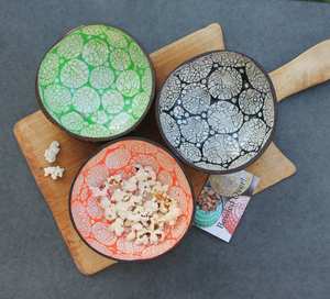 Tazón de madera de coco de cáscara de huevo creativo hecho a mano 500ml con cuchara diseñado a medida por el fabricante de Vietnam - Product Image 5