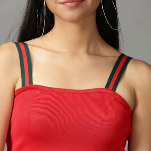 Camiseta Corta para Mujer, Estilo Urbano, Moderna, Personalizable, Transpirable, de Alta Calidad - Product Image 6