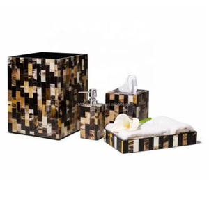 Ensemble de salle de bain artisanal en vadrouille et incrustation d'os avec plateau, boîte distributrice et vase parfait pour la décoration élégante de la maison et des toilettes indiennes - Product Image 4