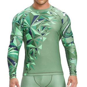 Camiseta de compresión (Rash Guard) para MMA y BJJ, personalizada con impresión digital, UPF50+, de secado rápido, transpirable, OEM, para hombre, manga larga, sublimación. - Product Image 1