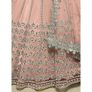 Grande tenue de fiançailles en filet rose Lehenga Choli avec Dupatta - Product Image 2