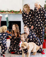 Ensemble de pyjamas de Noël personnalisés pour la famille, 100% polyester, vêtements de nuit décontractés assortis pour les fêtes, imprimé pain d'épices, collection de vêtements pour la famille