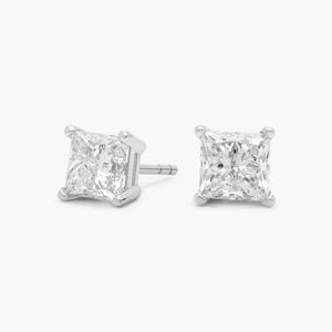 Boucles d'oreilles en or jaune 14 carats avec diamants de laboratoire taille princesse - Product Image 4