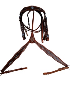 Ensemble de têtière et de peitorale western en cuir marron, best-seller, avec cristaux bleus et design clouté de conchos LLT - Product Image 3