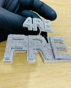 Colgante Personalizado con Letras ARE en Moissanita, Estilo Diamante VVS, Joyería Hip Hop de Lujo, Cadena con Nombre - Product Image 1