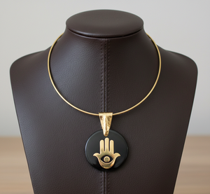 Collier pendentif main Hamsa en corne noire, fait main, religieux - Bijou amulette protectrice pour femme, idéal pour un anniversaire - Product Image 6