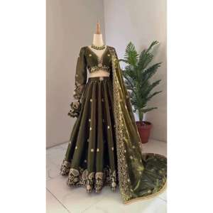 Tela Lehengha Choli de Faux Georgette con Bordado de Hilo y Lentejuelas de 9mm, Talla hasta 44, Micro Reversible, Casual, para Bodas - Product Image 1