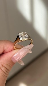 Anillo Solitario de Diamante Cultivado en Laboratorio, Corte Asscher, 1.01CT, Oro de 18K, Ideal para Bodas y Fiestas, para Novias - Product Image 3