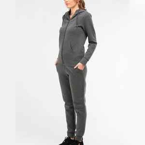 Survêtement zippé personnalisé pour femme, idéal pour l'entraînement sportif et le jogging, coupe classique, respirant et écologique - Product Image 5