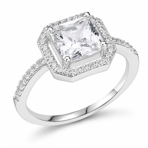 Anillo de Compromiso con Diamante Corte Princesa, Plata 925 con Baño de Rodio, Engaste Pavé, Diseño Geométrico Clásico para Mujer - Product Image 5