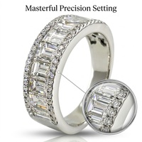 Bague large de luxe en or blanc massif 18 carats avec diamants naturels taille émeraude, trois rangées pavées, bordure large, MOQ 1 pièce