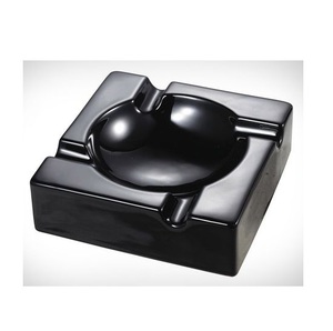 Cenicero de Aluminio Negro para Cigarros, Resistente al Calor, para Uso en Interiores y Exteriores, Diseño Moderno Estilo Americano, Calidad Premium - Product Image 1