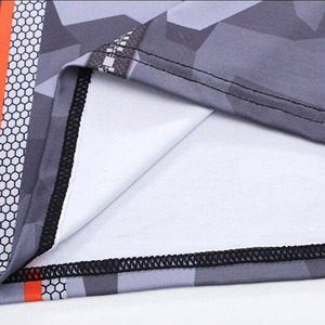 ออกแบบโลโก้ของคุณเองบนเสื้อรัดกล้ามเนื้อแขนสั้นสำหรับ MMA, BJJ และกีฬาอื่นๆ - Product Image 6