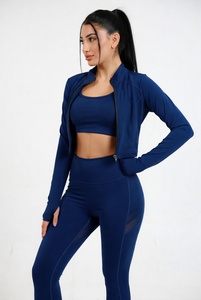 Ensemble de yoga 3 pièces pour femme, grande taille, respirant, écologique, séchage rapide, avec leggings et ceinture à logo imprimé torsadé sur le devant – Vente en gros - Product Image 5