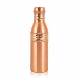 Botella de Agua de Cobre Puro Hecha a Mano con Diseño Martillado, Reutilizable, Ayurvédica, con Tapa Antiderrames, Venta al Por Mayor y Exportación - Product Image 1