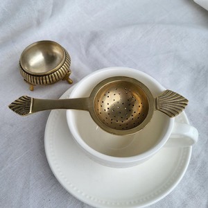 Export Quality Brass Tea Strainer with Bowl Cheap Wholesale Supplier Handmade Loose Leaf Herbal Tea Brewing <b>Accessory</b> - Product Image 6