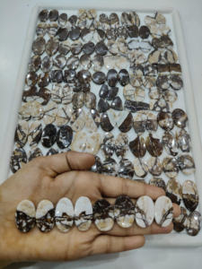 Cabujón de lapidorita Natural, piedra preciosa hecha a mano, mezcla de forma y tamaño, lapidorita para hacer joyas, par de cabujones - Product Image 3