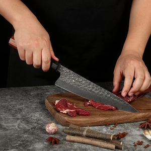 Couteau de chef en acier Damas, forgé à la main, style japonais, manche en bois, ambidextre, couteau de cuisine forgé à la main, vente en gros OEM - Product Image 3