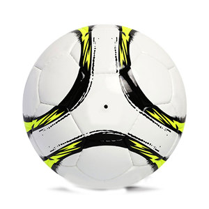Balón de Futsal de Alta Calidad Cosido a Mano, Hecho en Pakistán con Cuero PU Resistente para Entrenamiento en Canchas Interiores y Partidos de Club - Product Image 3