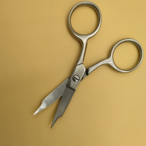 Tijeras de Aseo Portátiles de Acero Inoxidable, Mini Recortador de Cejas para Vello de la Nariz y Cuidado de las Uñas - Product Image 2