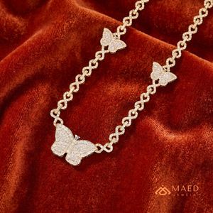 Collier pendentif papillon en moissanite plaqué or 18 carats, bijoux de mode, collier à fine chaîne, style élégant pour femmes, cadeau de style New York City - Product Image 2
