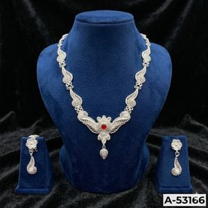 Collier en alliage de zinc plaqué or, chaîne serpent, corail, 18 pouces, micro-incrustation de laboratoire, sertissage à tension, certifié, tendance, pour fêtes et usage quotidien - Product Image 1