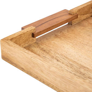 Lot de 2 grands plateaux en bois de manguier, poignées, faits à la main, durables, 100% naturels, plateaux de service décoratifs pour table basse et salon - Product Image 3