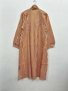 เดรสผ้าฝ้ายลายทางสไตล์โบฮีเมียน: สีสนิมและสีครีม ทรงหลวมแบบแม็กซี่ - Product Image 5