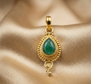 Natural <b>Emerald</b> Pear Shape Handmade 925 Sterling Silver <b>Pendant</b> Rose Gold Yellow Gold Plated Vintage Jewelry Anniversary Gift - Product Image 3