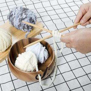 Bol de rangement pour fil en bois artisanal, portable, avec trou en spirale pour accessoires de tricot - Product Image 5