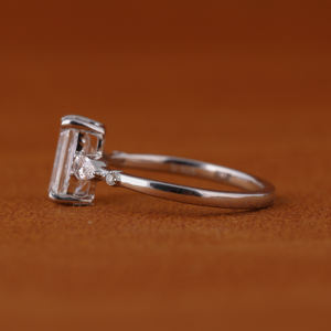 Anillos de Diamantes Cultivados en Laboratorio con Corte Esmeralda, Certificados por IGI, de Oro Sólido de 14k, Ajustables y Personalizados para Mujer, 2026 - Product Image 4