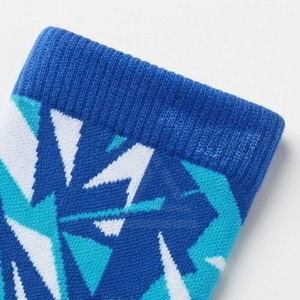 Chaussettes de cricket haut de gamme, vêtements de sport personnalisés pour équipe, respirantes, performance optimisée, tricotées, avec talon et bout renforcés, design athlétique - Product Image 3