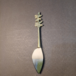 Couteau à beurre à tige en feuille d'or classique et créatif, en acier inoxydable de qualité supérieure, spécial pour le tartiner de confiture, écologique, décoratif floral - Product Image 5