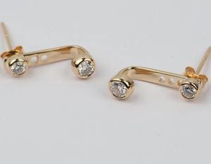 Boucles d'oreilles minimalistes à 4 pierres en or massif 14 carats avec diamant de laboratoire de 0,50 ct, taille brillant rond, pour mariage, anniversaire, fête - Product Image 2