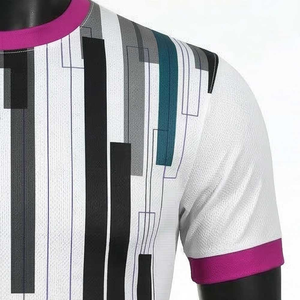 Camiseta de Manga Corta con Cuello Redondo y Estampado Geométrico Blanco para Hombre, Transpirable, de Punto, Corte Casual, Largo Regular - Product Image 4
